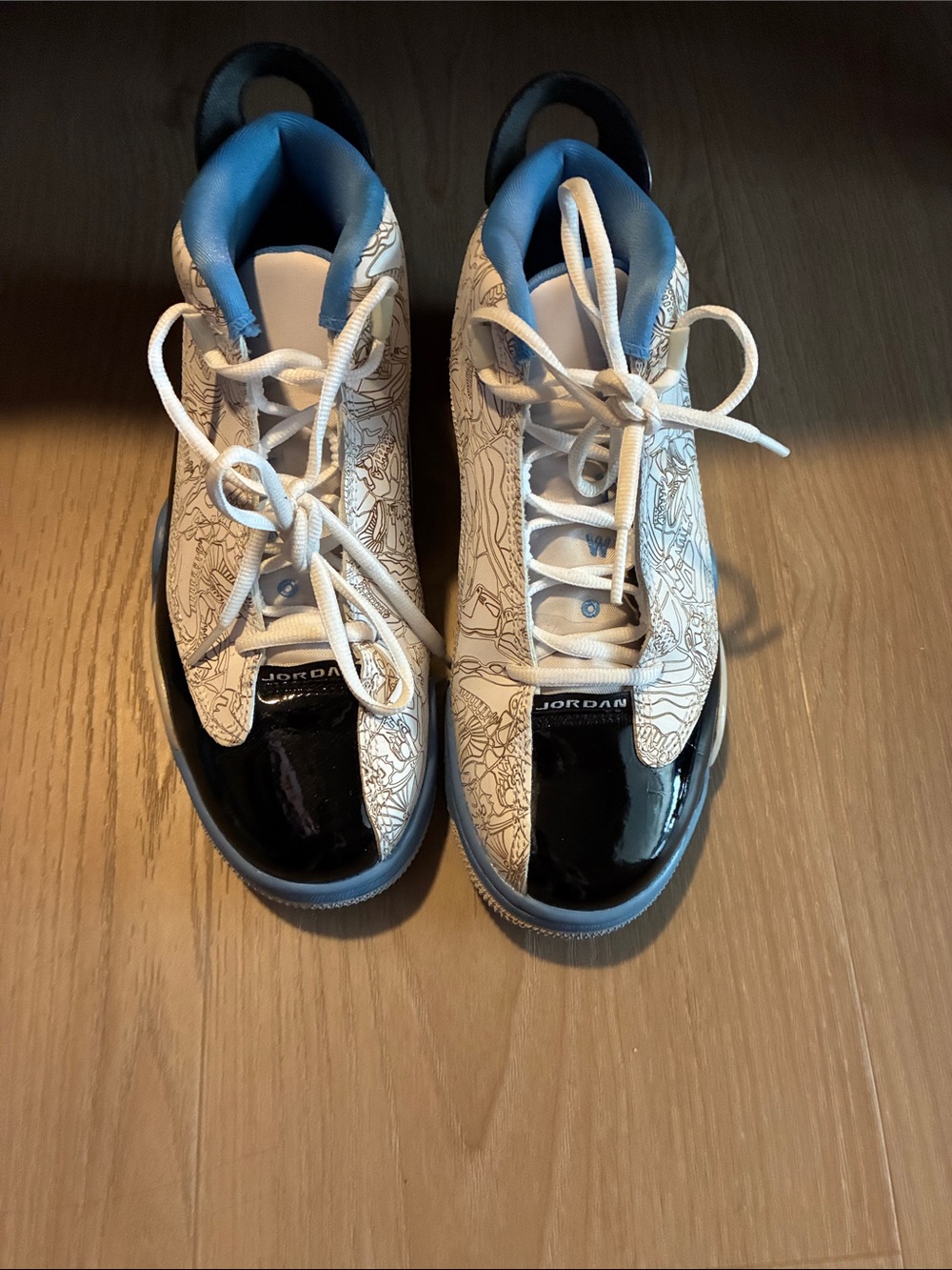 Jordan Kids White, Black & Blue Basketball Sneakers
